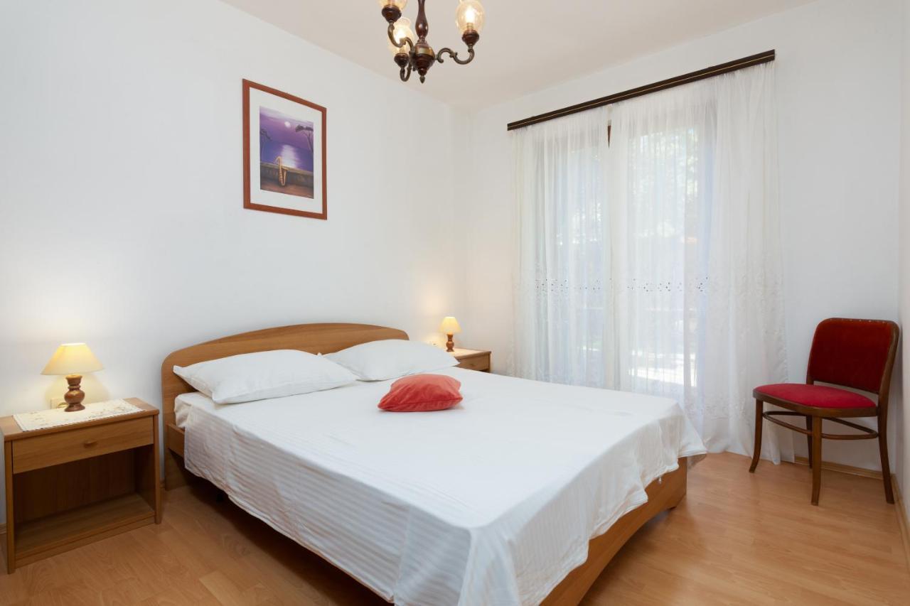 Apartments With A Parking Space Medulin - 7494 ภายนอก รูปภาพ